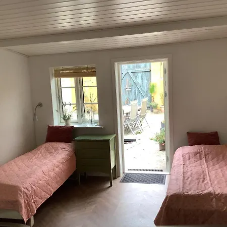 Konukevi Tinghusets Overnatning *