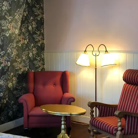 Konukevi Tinghusets Overnatning *