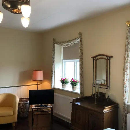 Cafebrumman Guest house *